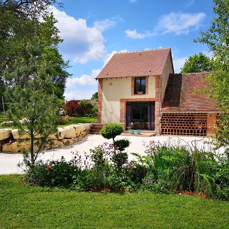 Aparthotel Tuilerie De La Cote 4* Ouzouer-Sur-Trezee Esterno foto