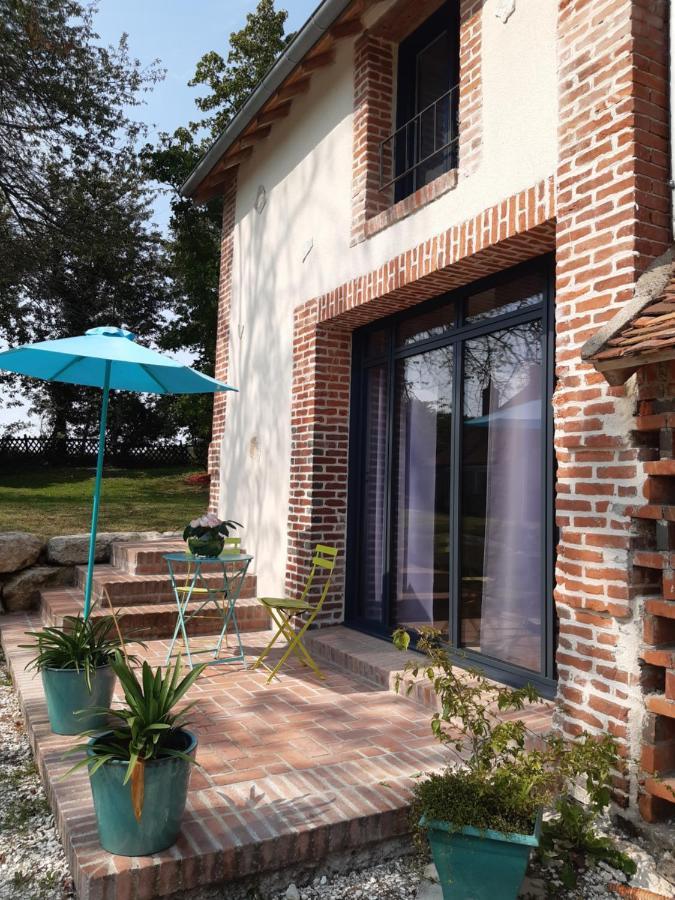 Aparthotel Tuilerie De La Cote 4* Ouzouer-Sur-Trezee Esterno foto