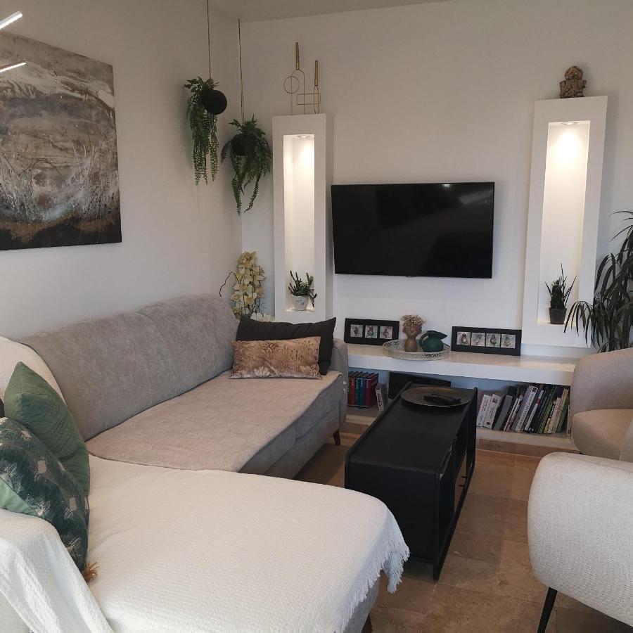 Aparthotel Tuilerie De La Cote 4* Ouzouer-Sur-Trezee Esterno foto